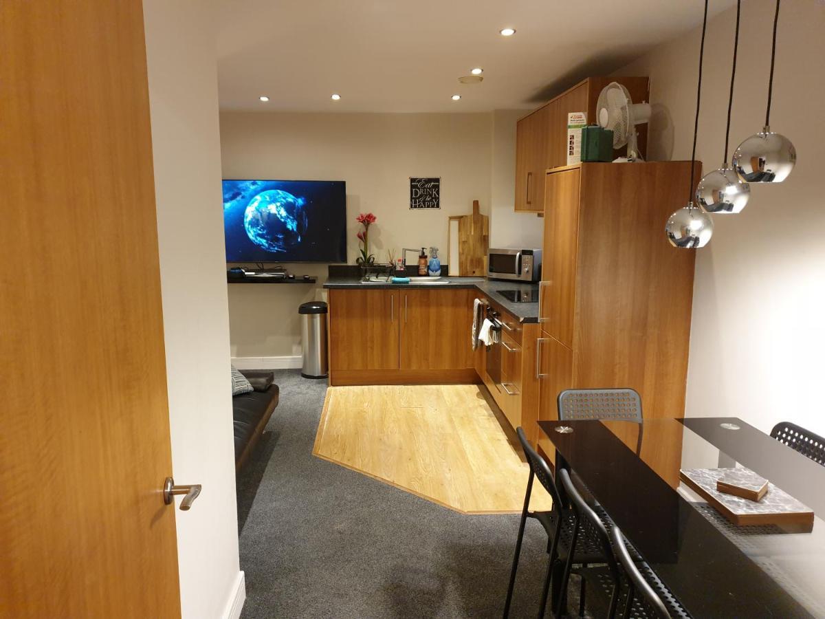 Birmingham Amethyst, 3 Bedroom Apartment Luaran gambar